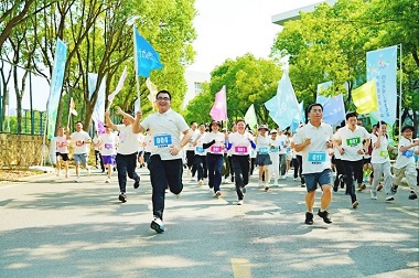 FUN肆奔跑 悅動四方?——四方光電2025年環(huán)湖健康跑活動圓滿收官